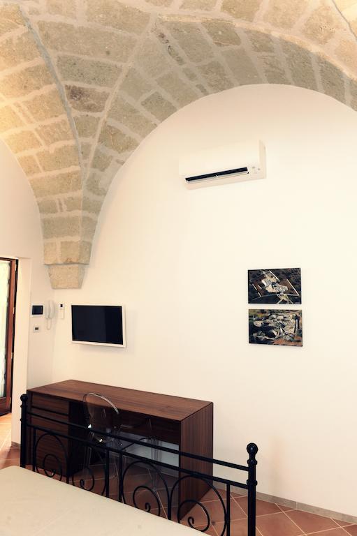 L'Ulivo Bed And Breakfast Savelletri Bilik gambar